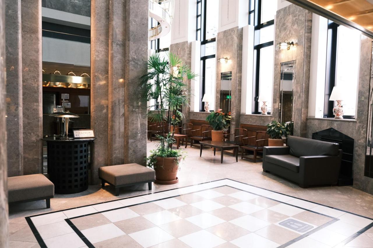 Kurashiki Royal Art Hotel Buitenkant foto