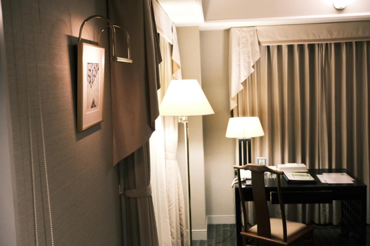 Kurashiki Royal Art Hotel Buitenkant foto