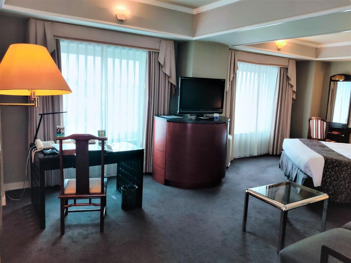 Kurashiki Royal Art Hotel Buitenkant foto