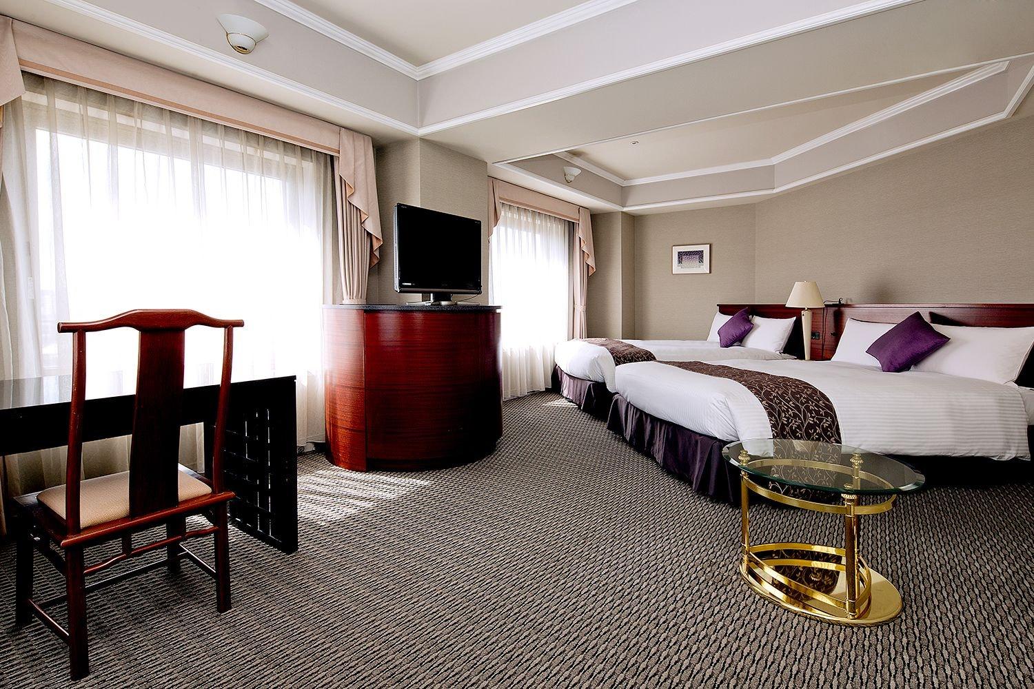 Kurashiki Royal Art Hotel Buitenkant foto