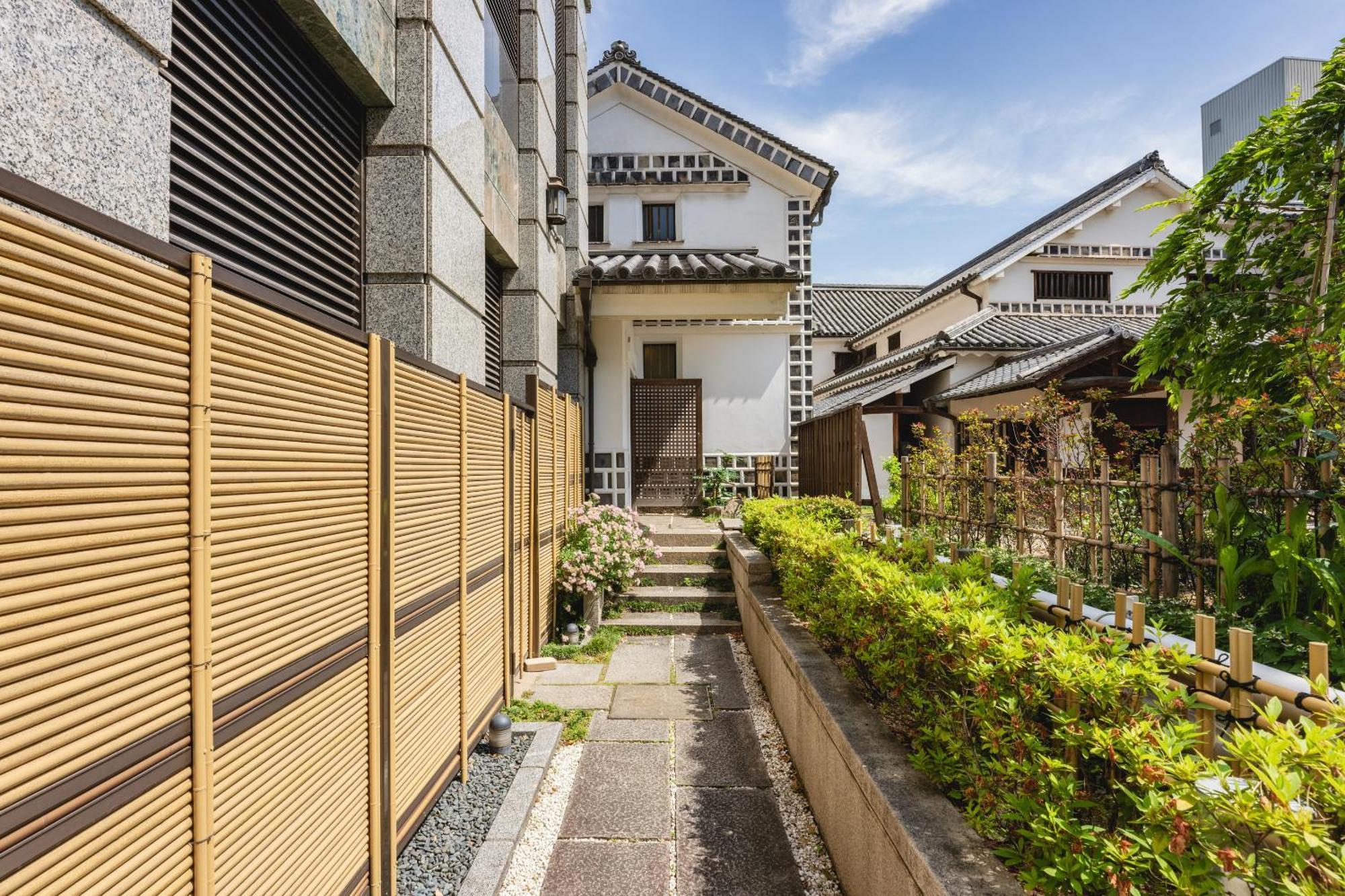 Kurashiki Royal Art Hotel Buitenkant foto
